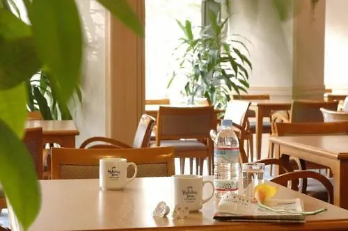 Holiday Inn Express Shin-Kobe